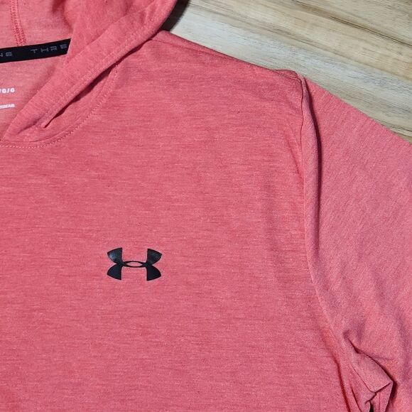 🔺️Under Armour Red Lightweight Hooded Athletic 3/4 Sleeve Top Large - Picture 5 of 10